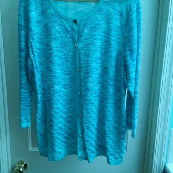 A lightweight turquoise sweater for spring and summer - Picture 1 of 4